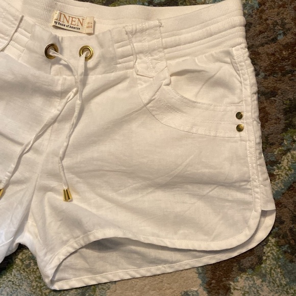 ⭐️ Linen by Basix of America White Shorts - Picture 7 of 15